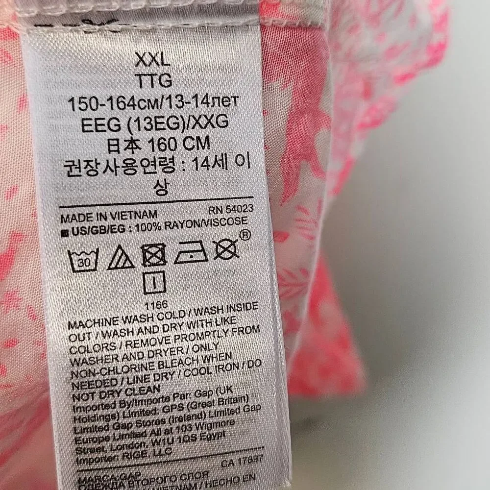 Gap Sarah Jessica Parker Blouse Girls Pink Sz XXL Unicorn Printed Round Neck NWT
